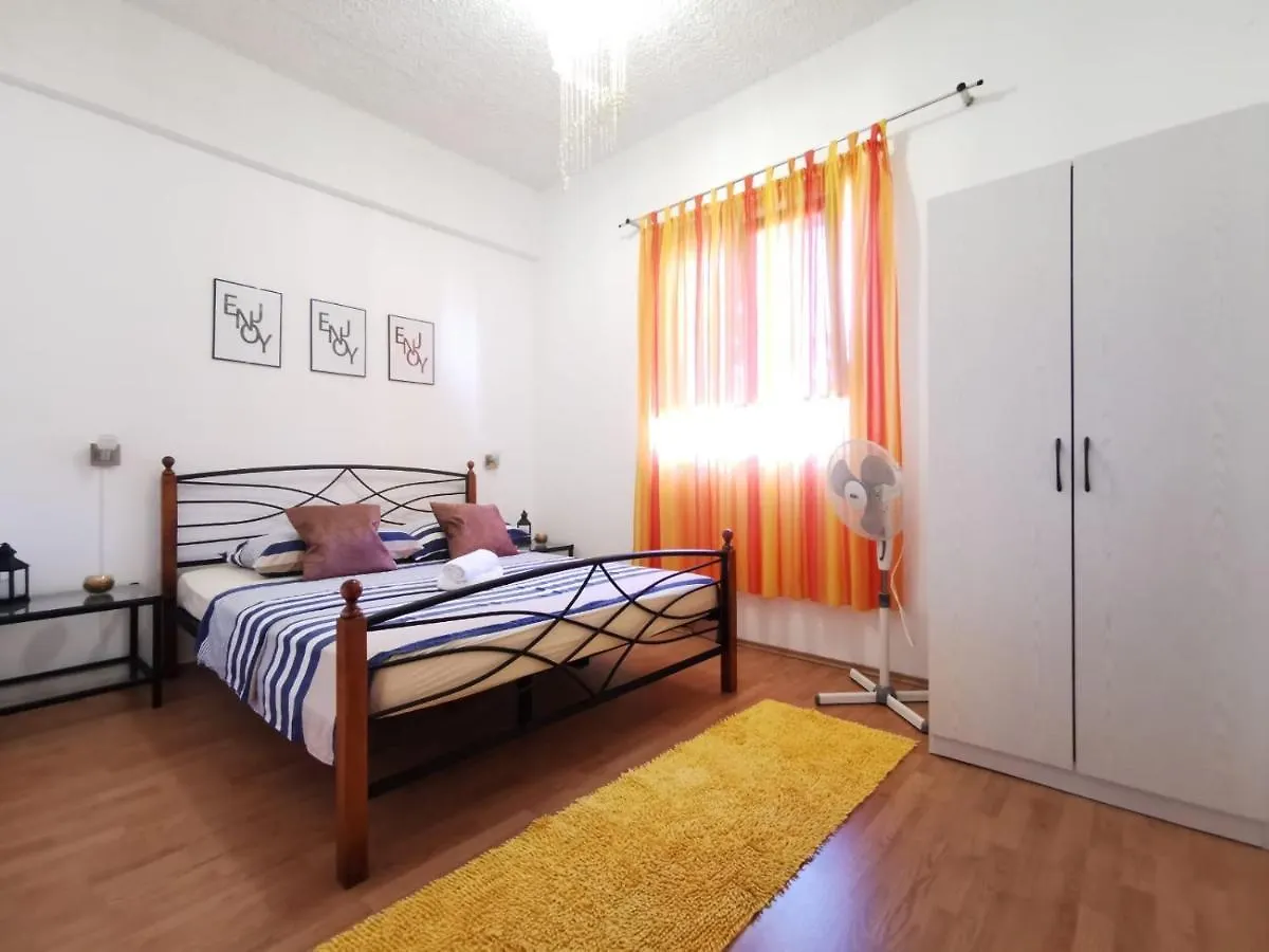 Priska Apartment Kaštela