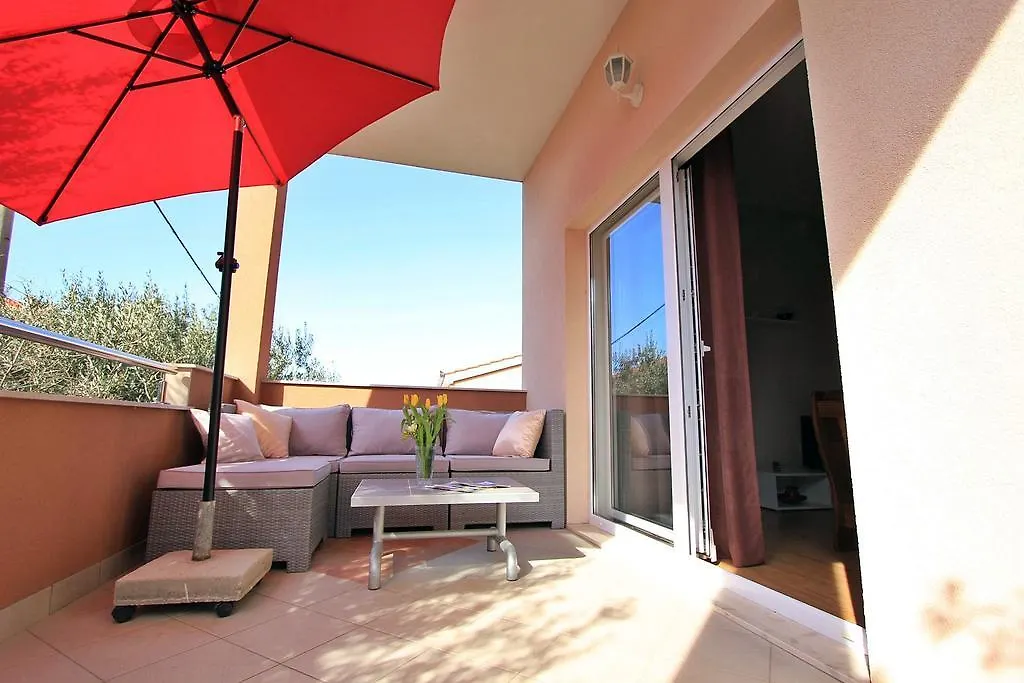 Priska Apartment Kaštela